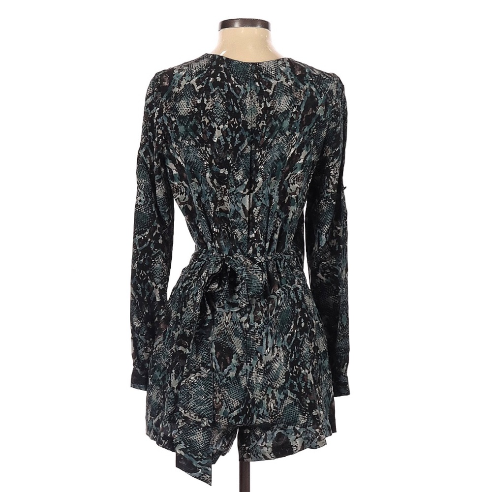 Intermix blue and black romper. petite/small. front tie closure. 100% silk